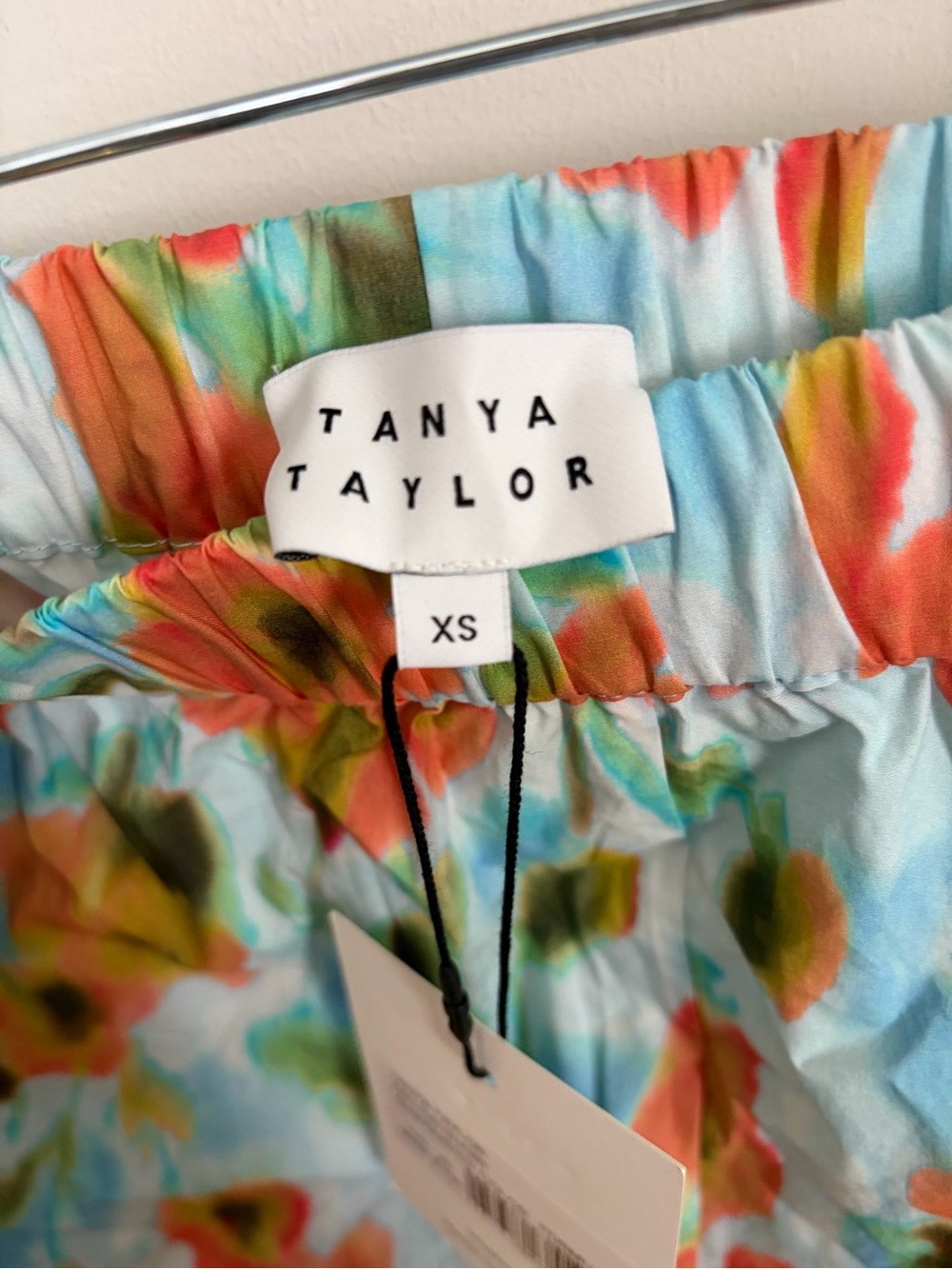 Tanya Taylor Fallon Shorts - Picture 4 of 6